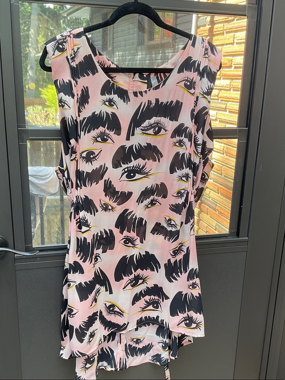 Melissa McCarthy Seven7 Pink and Black Eye-Print Sleeveless Top